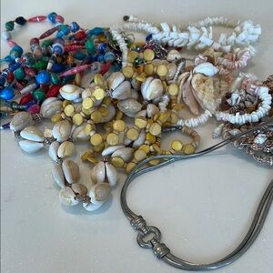 ♡Lot Of 9 Vintage Shell & Wooden, And Paper Beaded Necklaces♡